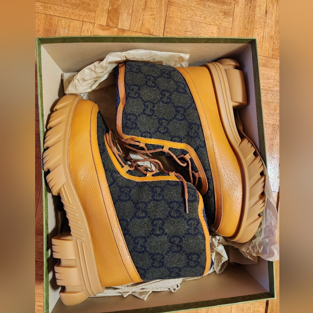 MENS GUCCI BOOTS (Water Proof)
